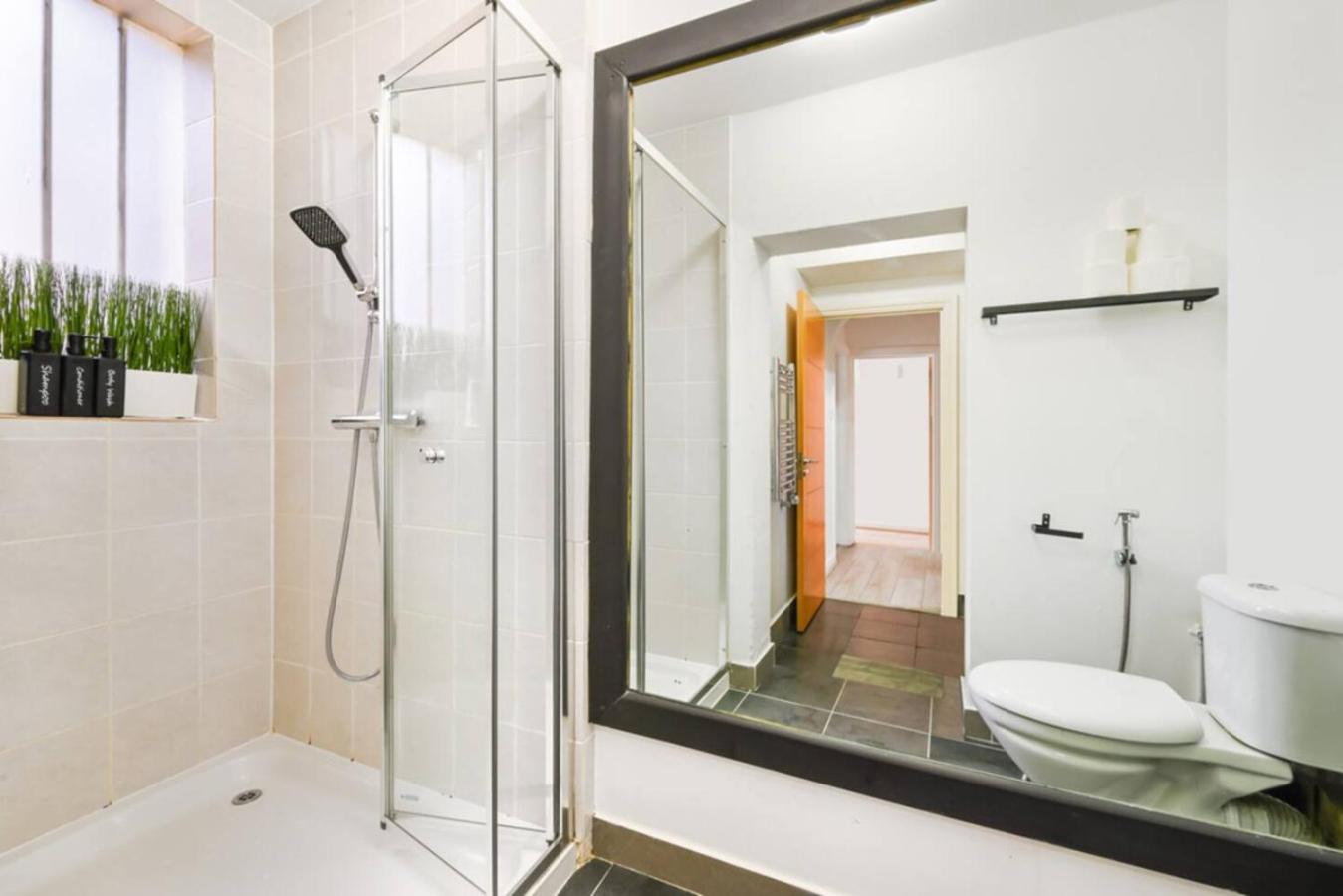 Holiday home Charming 3br By Redcliffe Gdns