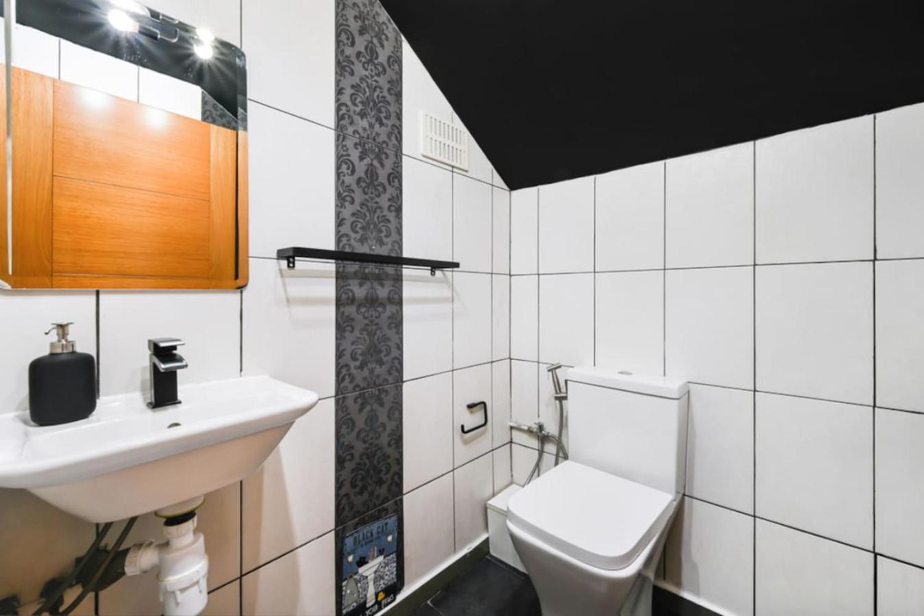 Charming 3br By Redcliffe Gdns London